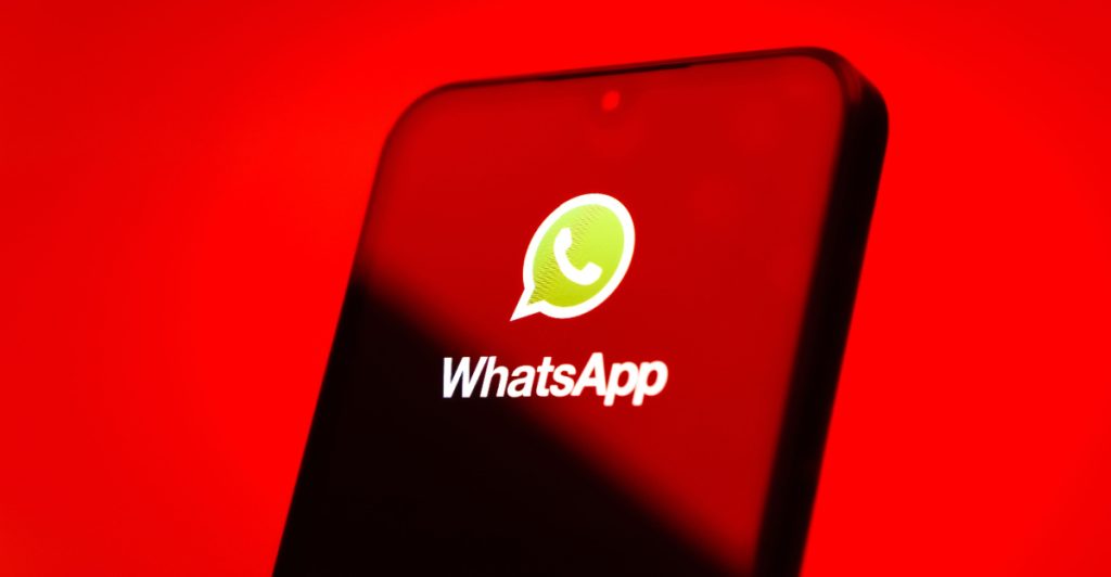 Worried About Google’s AI in WhatsApp? Here’s How to Stop It