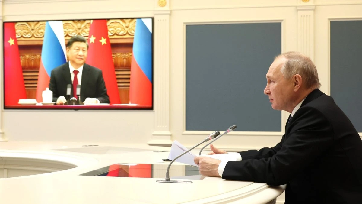 China and Russia launch joint maritime patrol to "address security challenges" | Dagens. com