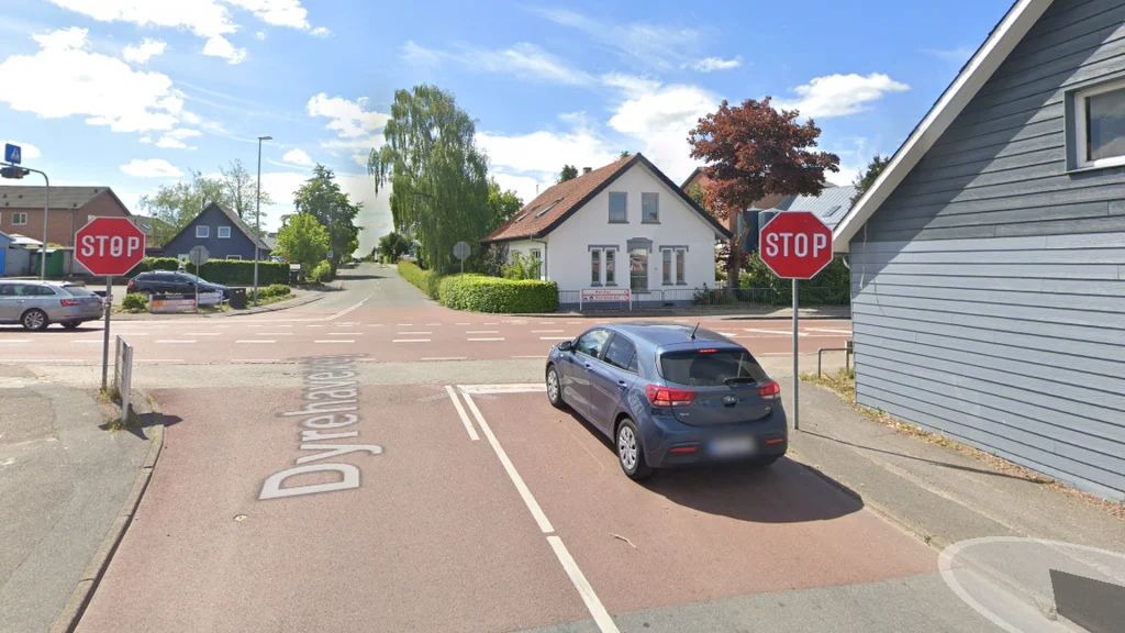 Hvor længe skal man holde ved stopskiltet for at overholde reglerne? Få ved det, men her er svaret
