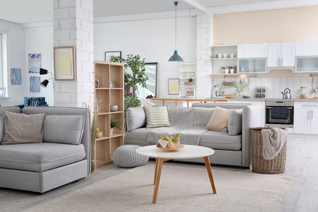 Slik må du aldri plassere sofaen