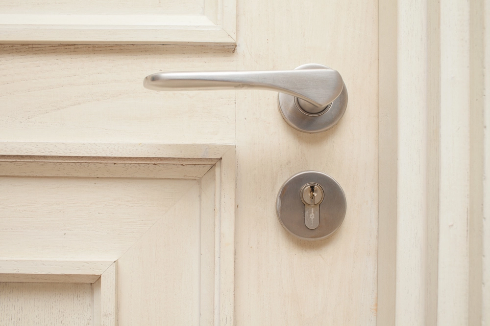 door, hotel