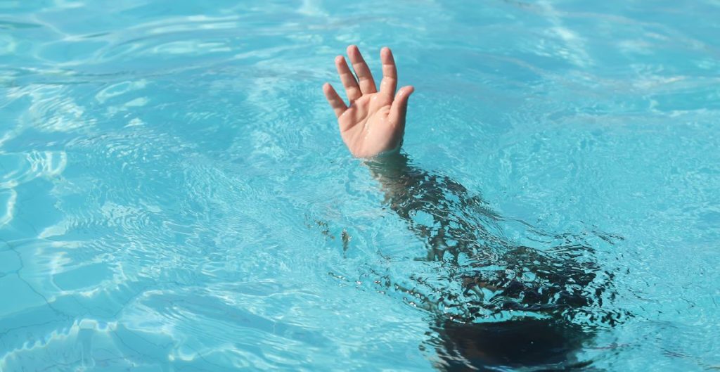 swimming drowning