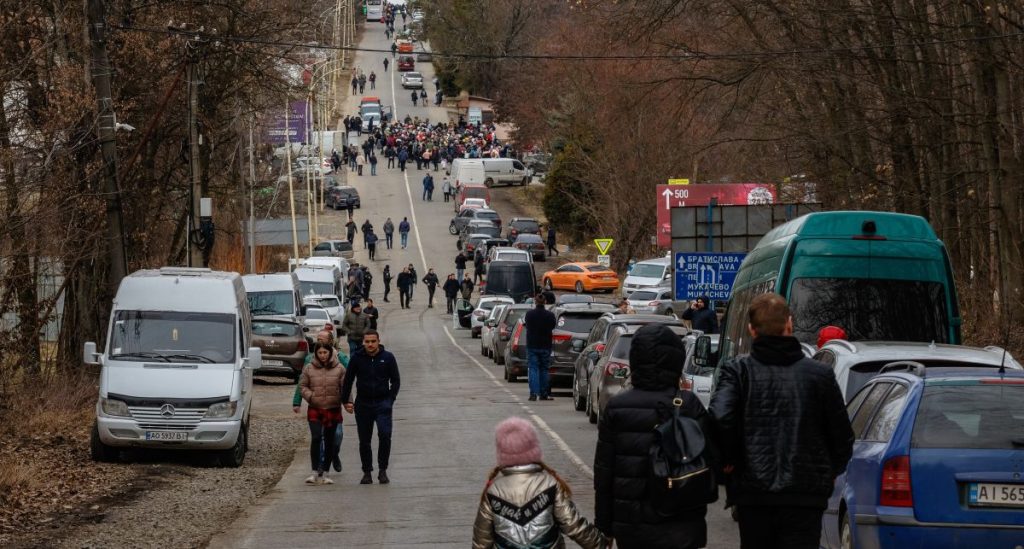 fleeing ukraine refugee