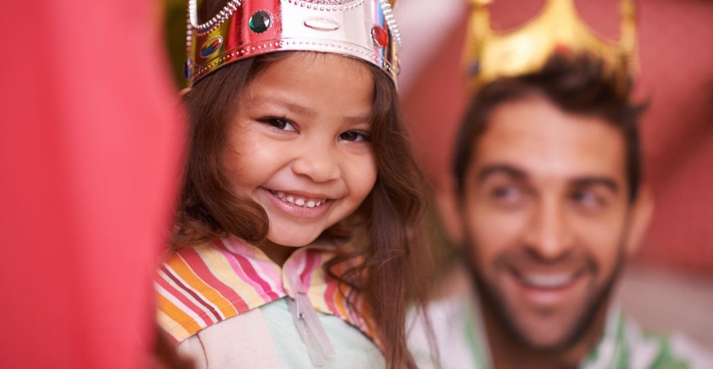 pige girl crown dad family