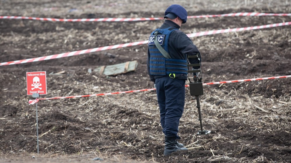 NATO’s Eastern Front Builds New “Iron Curtain” with Landmines