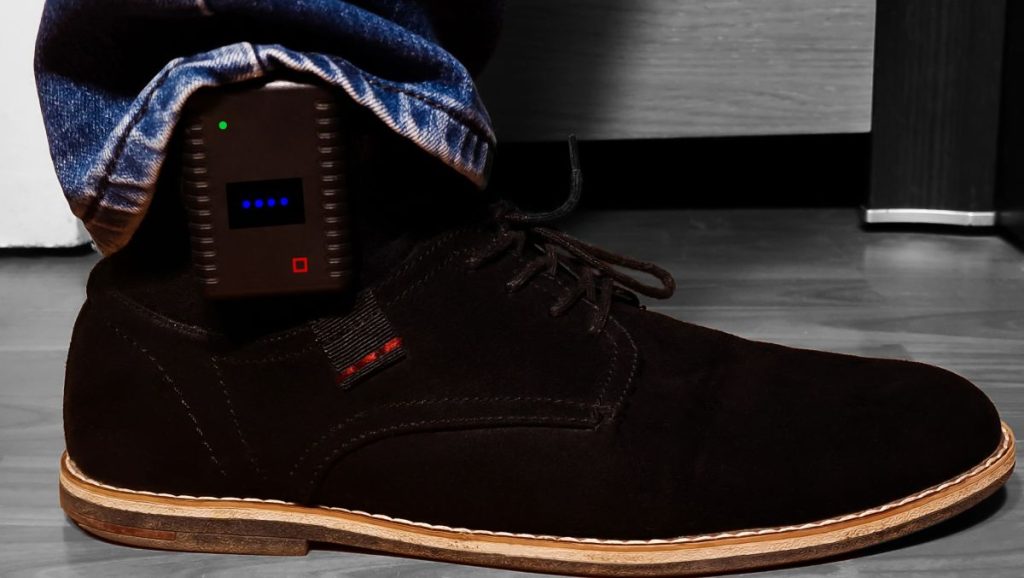 electronic ankle monitor eller electronic tag fodlænke
