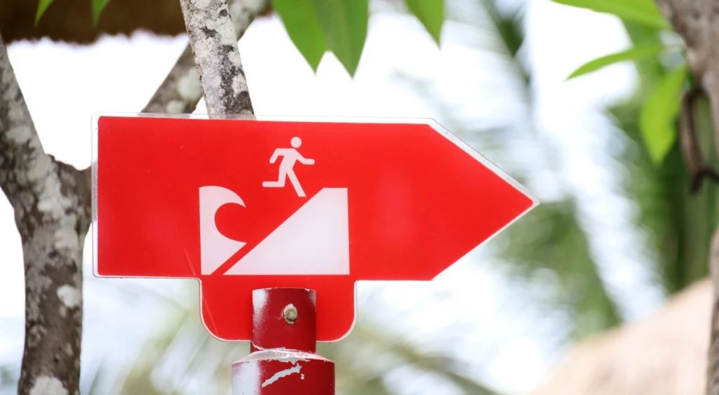 tsunami warning