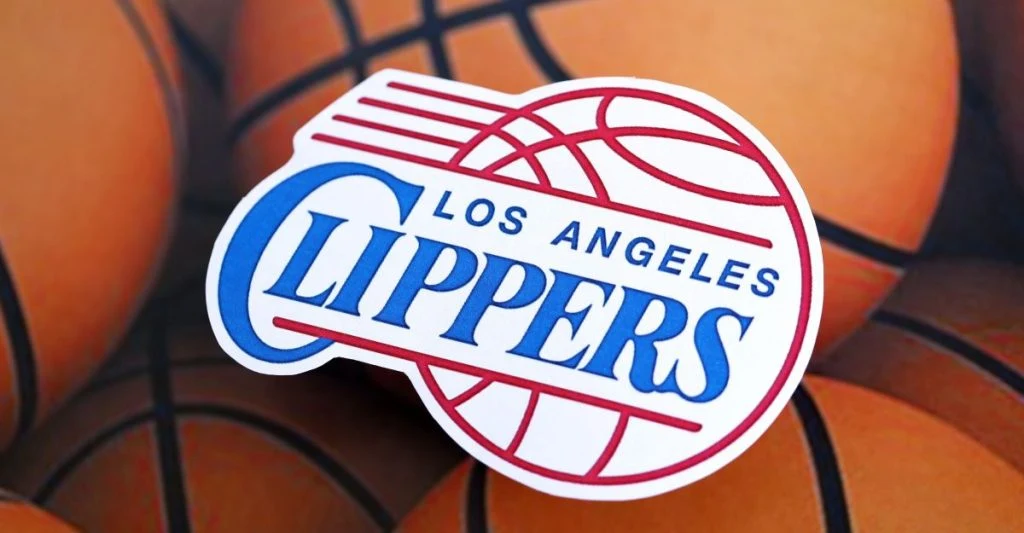 LA Clippers scorer ny center-spiller for $18M 