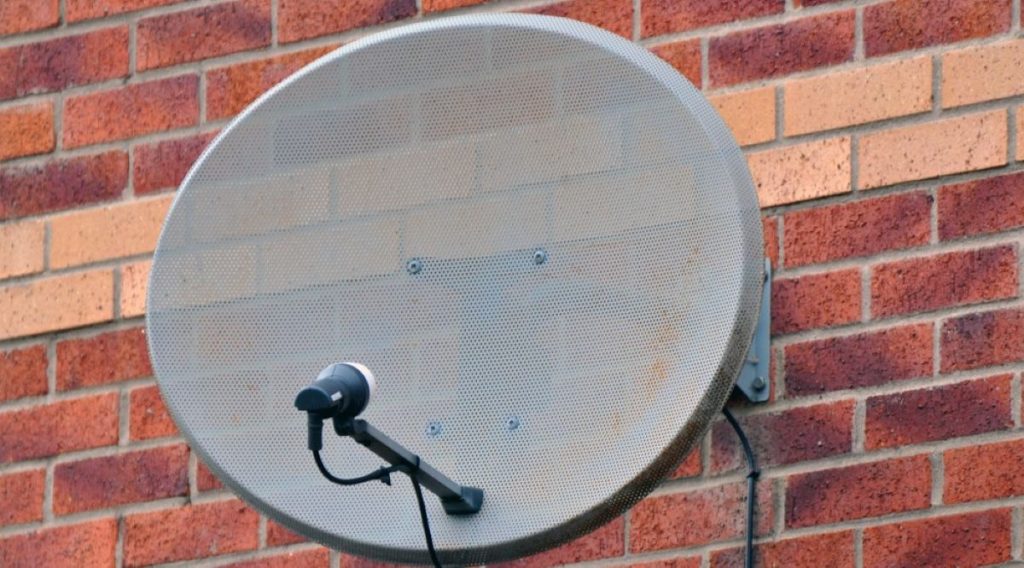 sattelite dishes