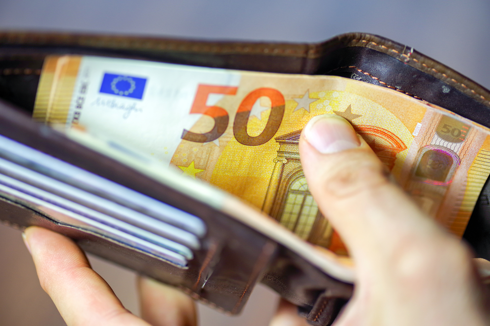 50,Euros,Banknotes,In,Wallet.