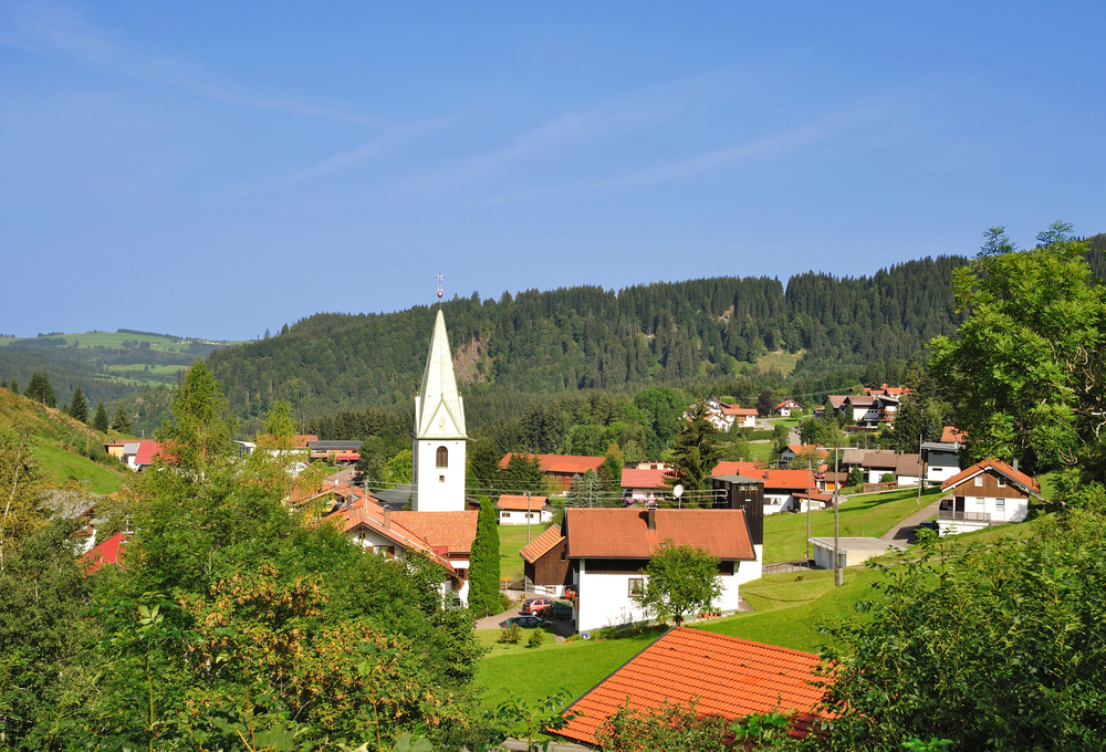 Dieses österreichische Dorf können Sie nur über Deutschland erreichen