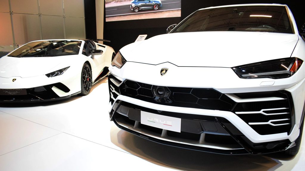 lamborghini urus