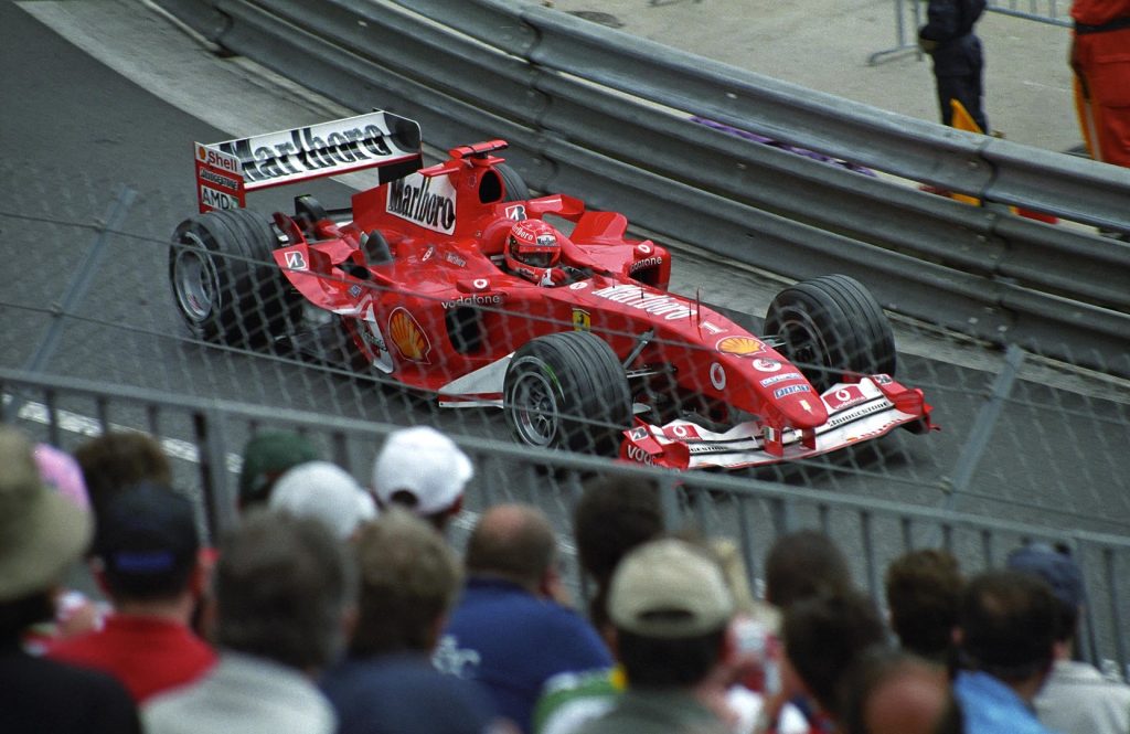 1664px-Schumacher_at_Monaco_2004-1024x665