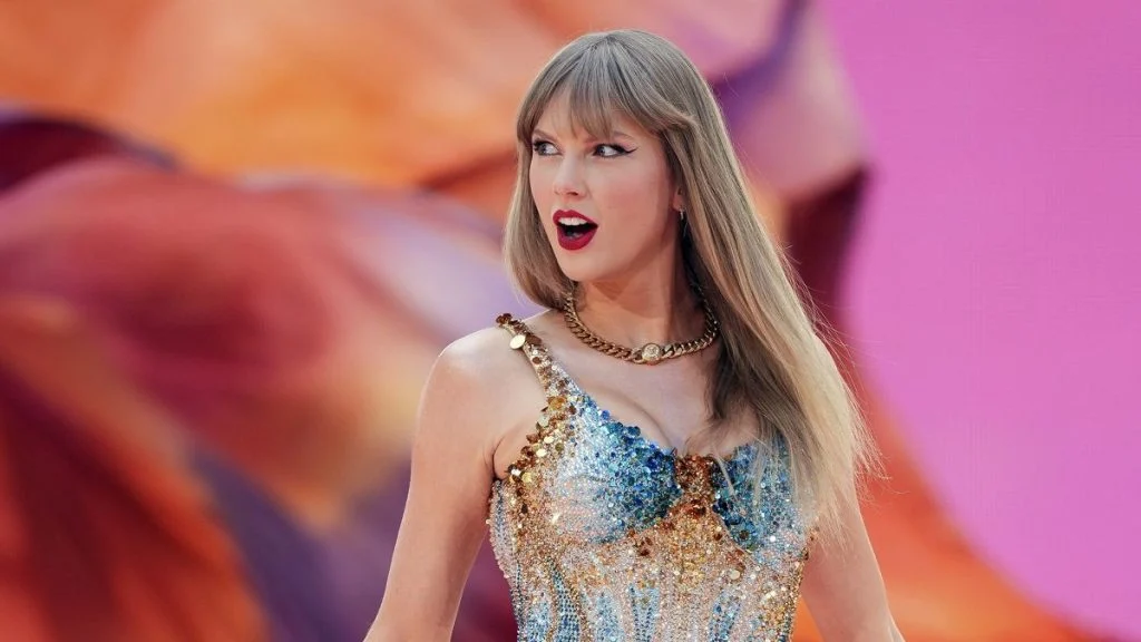 Taylor Swift sjokkerer igjen: Slår verdensrekord med nytt album