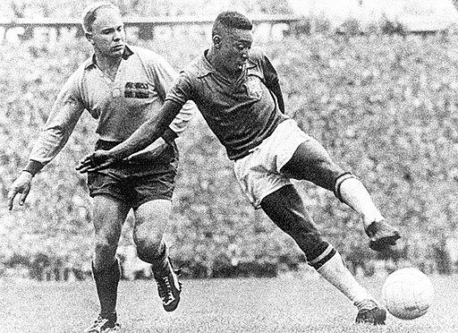512px-Pele_v_sweden_1958-1