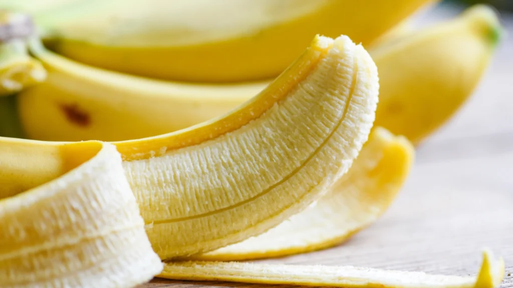 Banan, banana, peeled
