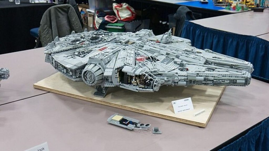 Bricks_Cascade_2018_Star_Wars_39_(41364072875)