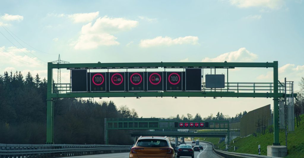 Electronic, digital road signs, elektriske, digitale, vejskilte