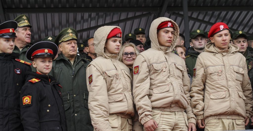 russia kids children army war soldier