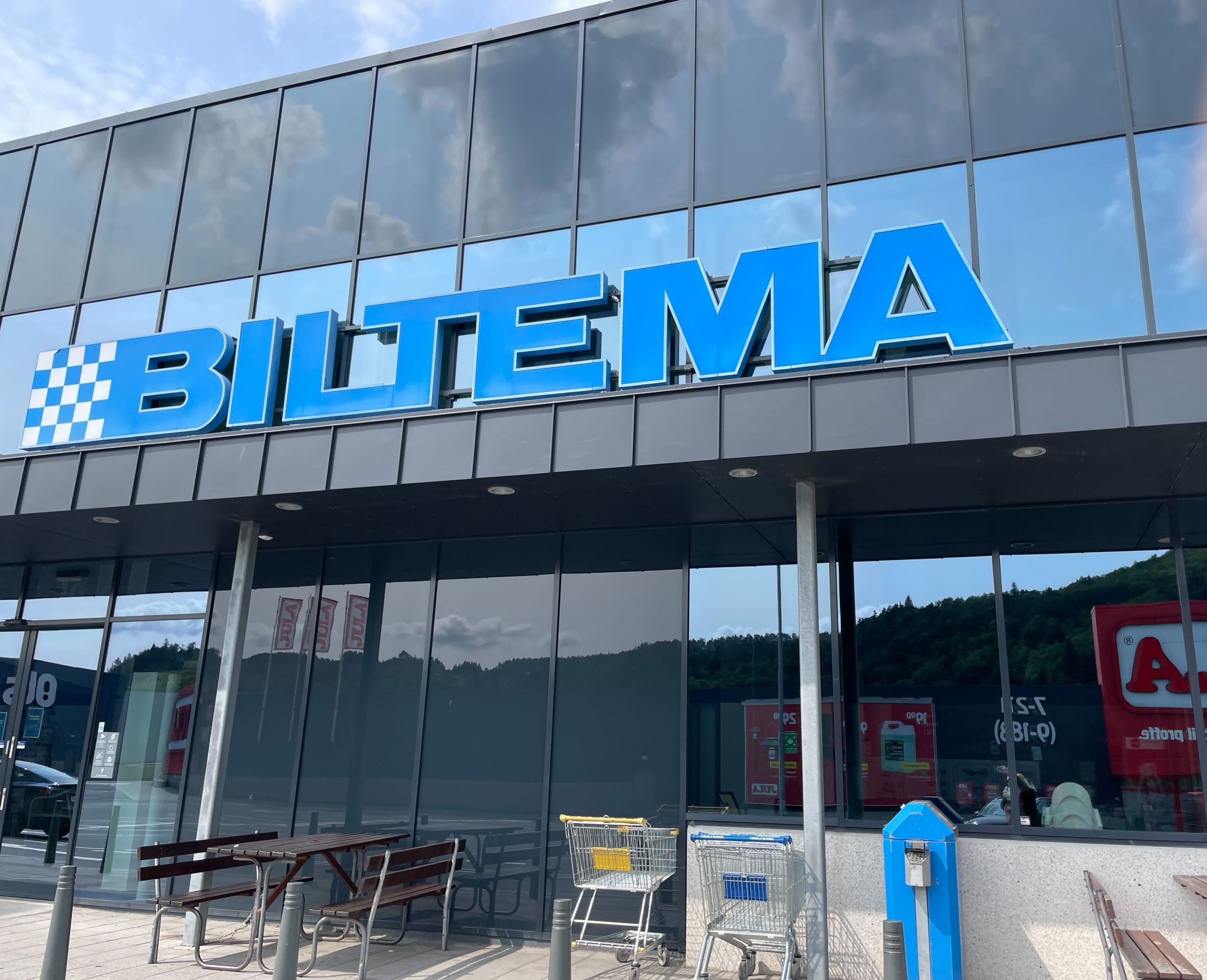 Biltema ber kundene passe på