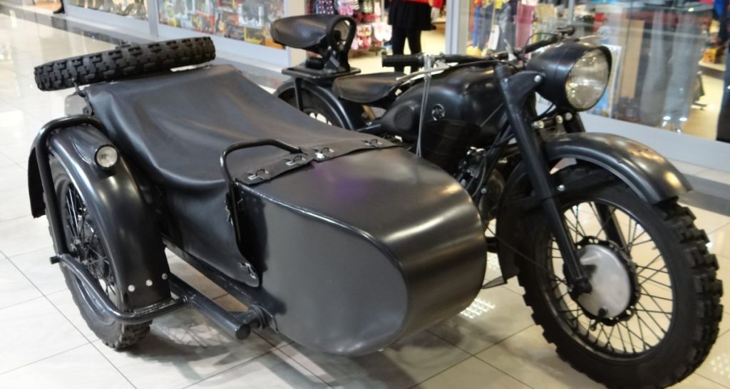 Putin ger motorcykel till alaskan: „Jag antar att jag är skyldig honom ett tackkort“