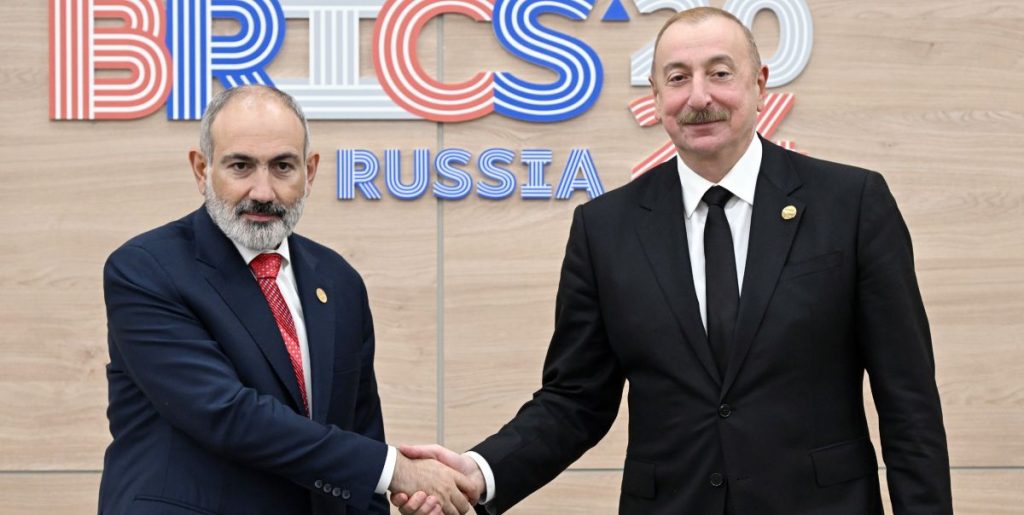 Armenian Prime Minister Nikol Pashinyan and Azerbaijani President Ilham Aliyev
