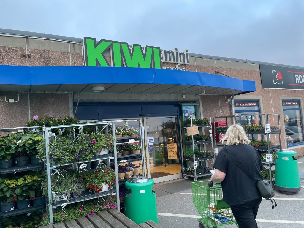 KIWI kutter prisen på sunnere påskegodt