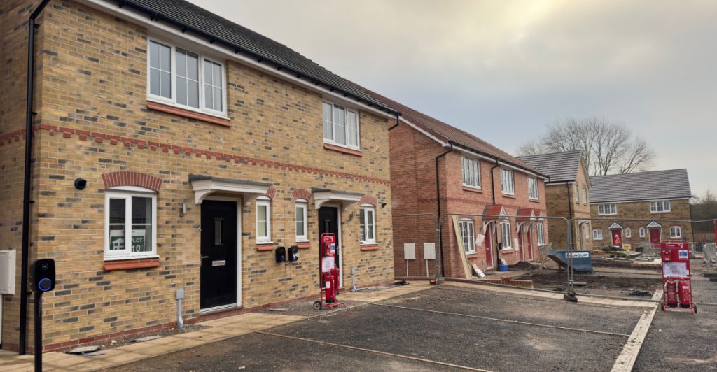 UK Homebuyers Can Now Search Properties with EV Chargers
