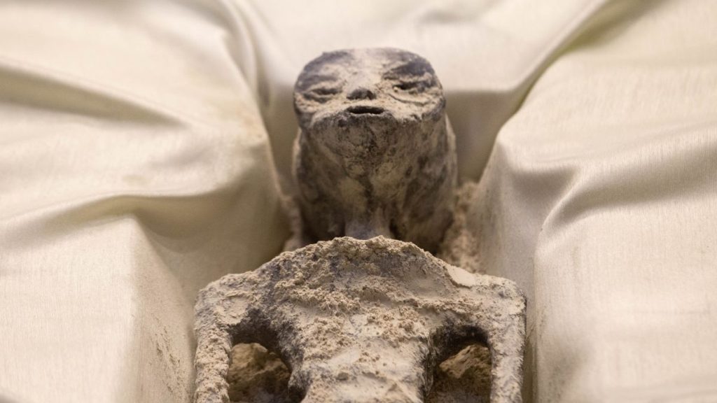 Peru alien