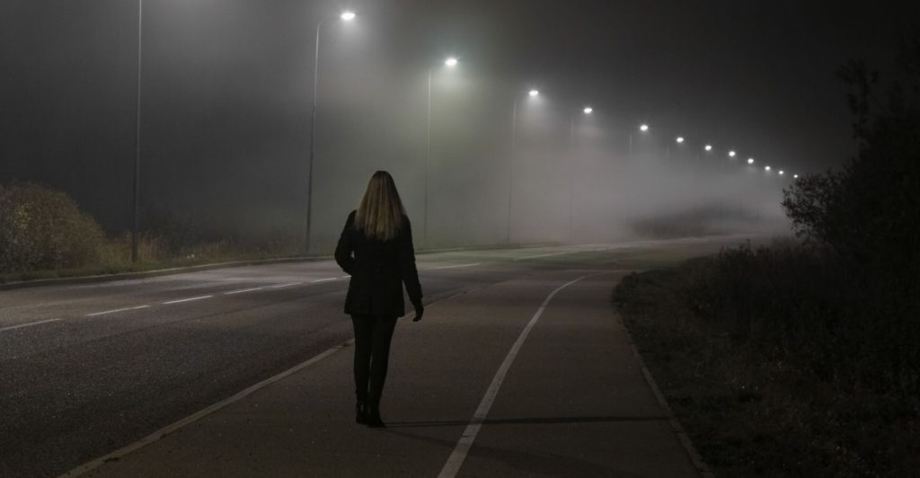 Kvinna i mörker, woman in the dark