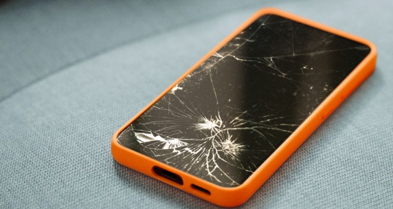 mobil telefon skærm smadret