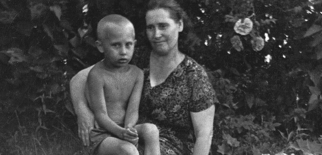 Vladimir Putin och mamma