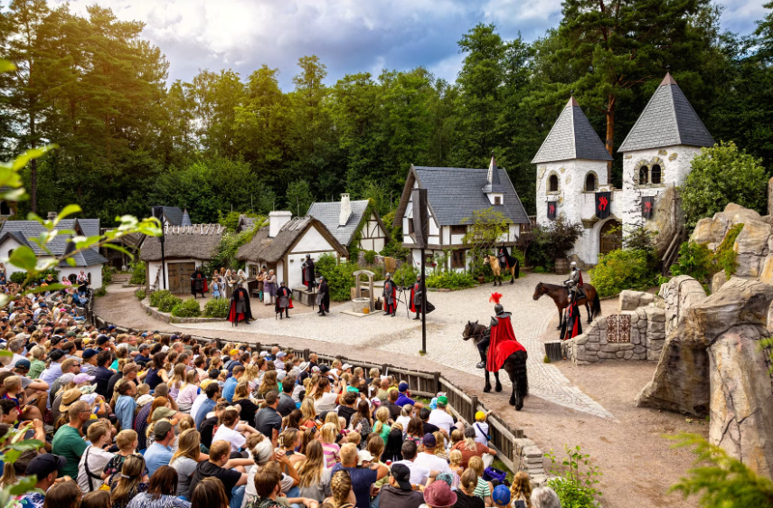 Astrid Lindgrens Värld, Astrid Lindgrens verden, fornøyelsespark, forlystelsespark