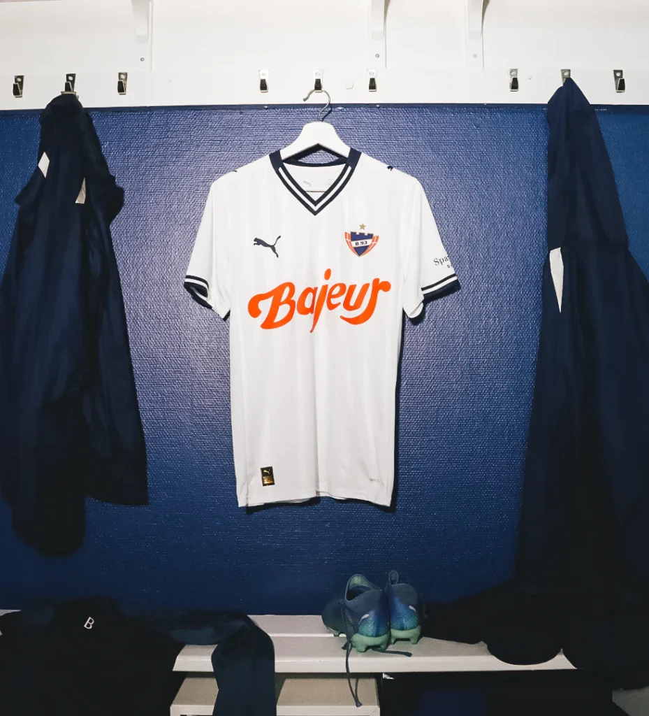 B93, Puma Jersey