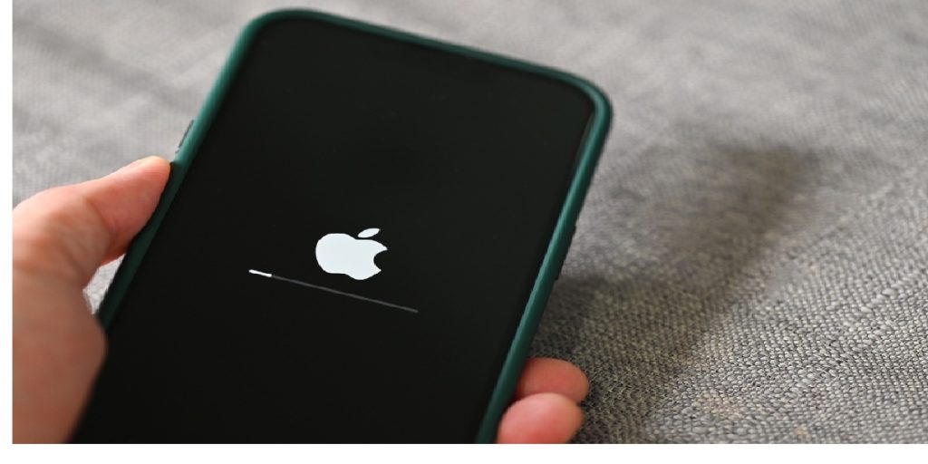 phone restart update