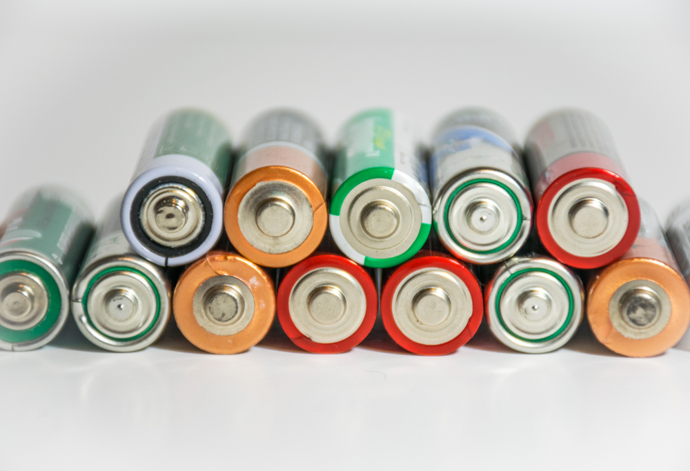 Alkaline and Lithium-ion,Batteries,Battery, batterier, AA,