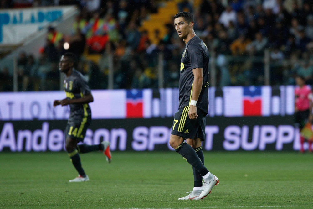Cristiano Ronaldo får særbehandling: “FIFA gør grin med sig selv”