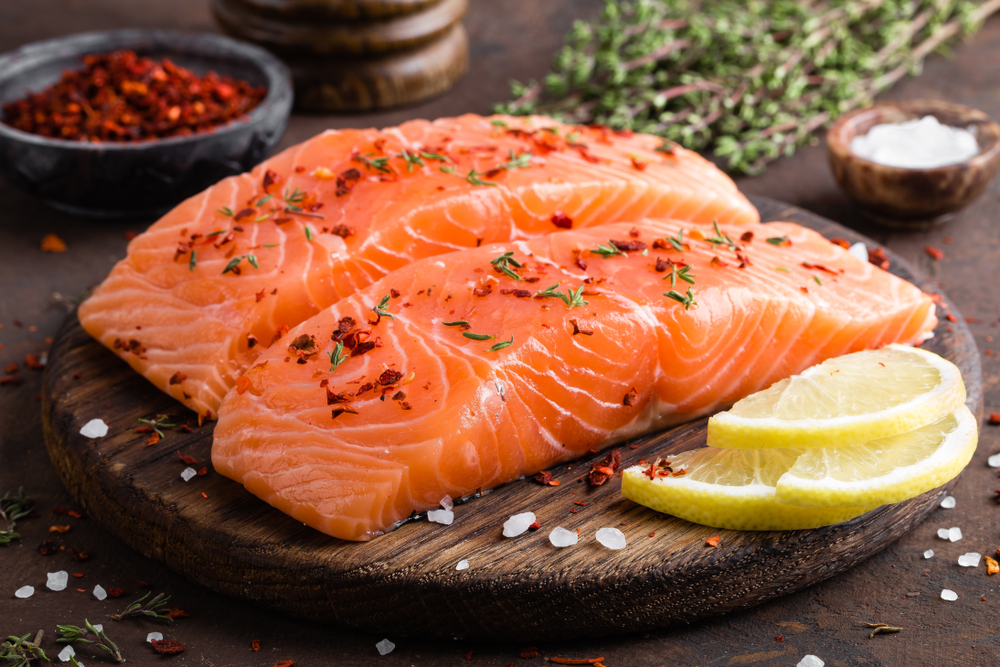 Fresh,Raw,Salmon, lemon, sitron, citron,rå laks, fisk, fish