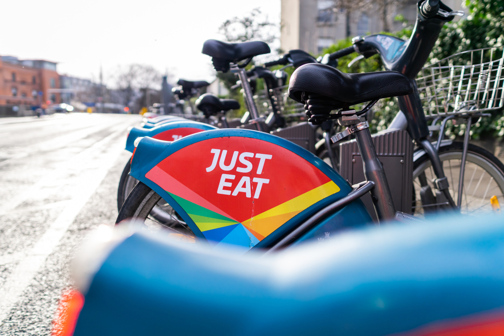 Fra kjellerdrøm til milliardhandel: Just Eat-eventyret som startet som et mini-projekt