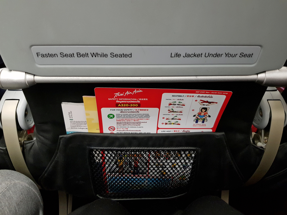 seat pocket setelomme fly airplane