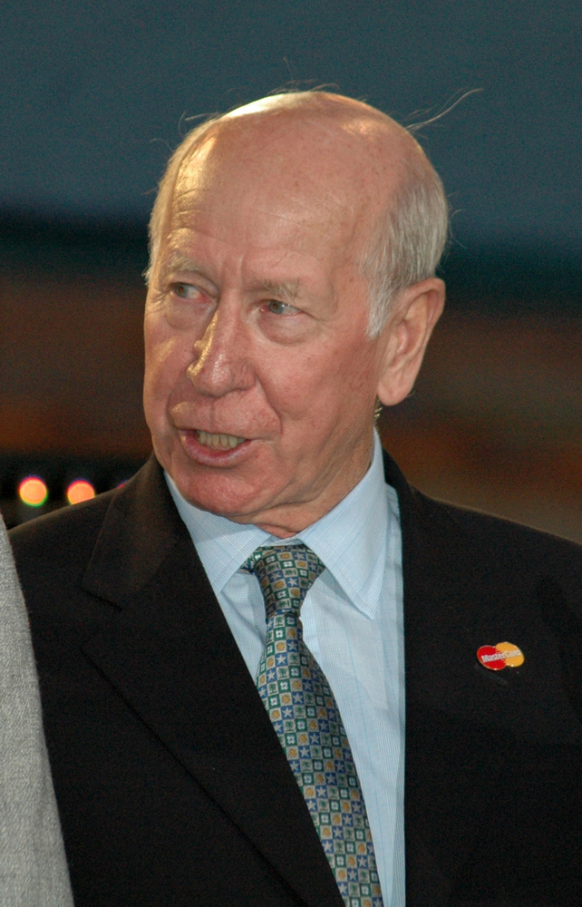 June,7,,2006,-,Berlin:,British,Soccer,Legend,Bobby,Charlton