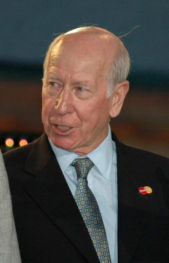 June,7,,2006,-,Berlin:,British,Soccer,Legend,Bobby,Charlton