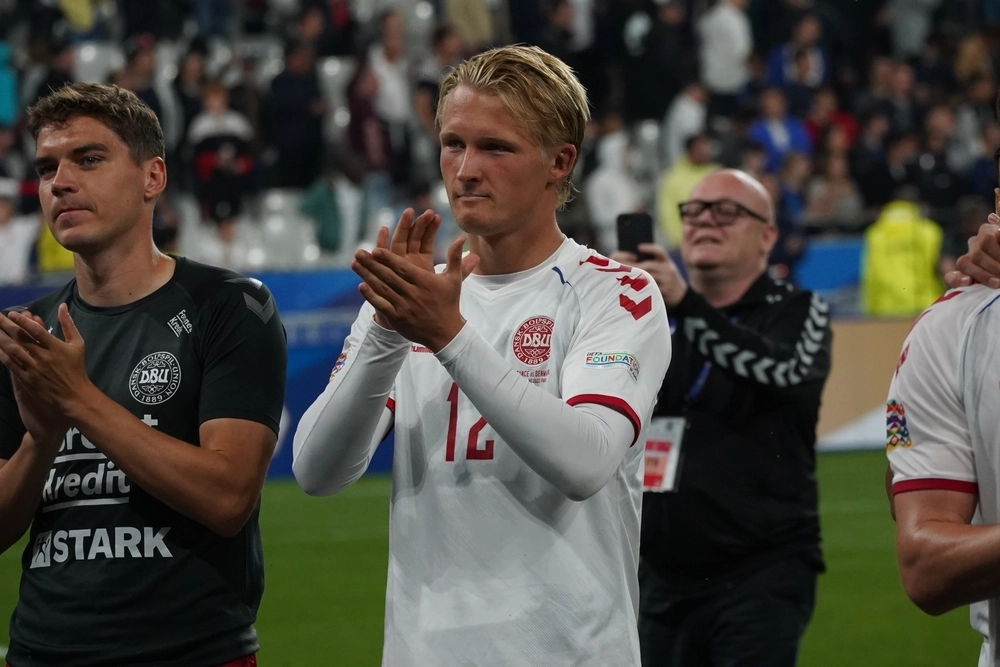 Kasper Dolberg er ikke med på træningslejr: Find ud af hvorfor her