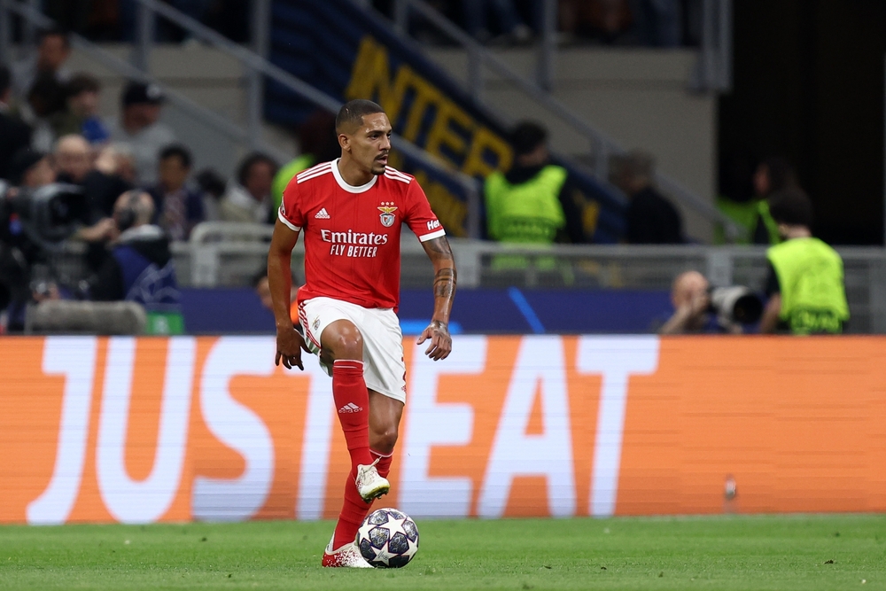 Gilberto,Moraes,Of,Sl,Benfica,During,The,Uefa,Champions,League