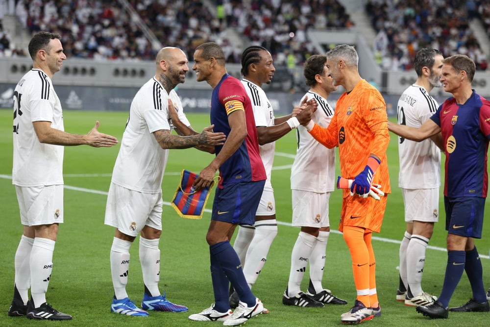 Doha,,Qatar,-,November,28,2024:,Rivaldo,Greets,The,Real