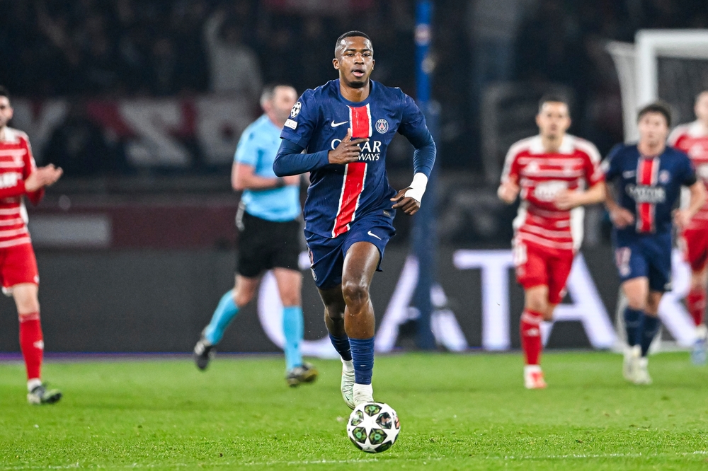 Willian,Pacho,During,The,Uefa,Champions,League,Match,Paris,Saint-germain