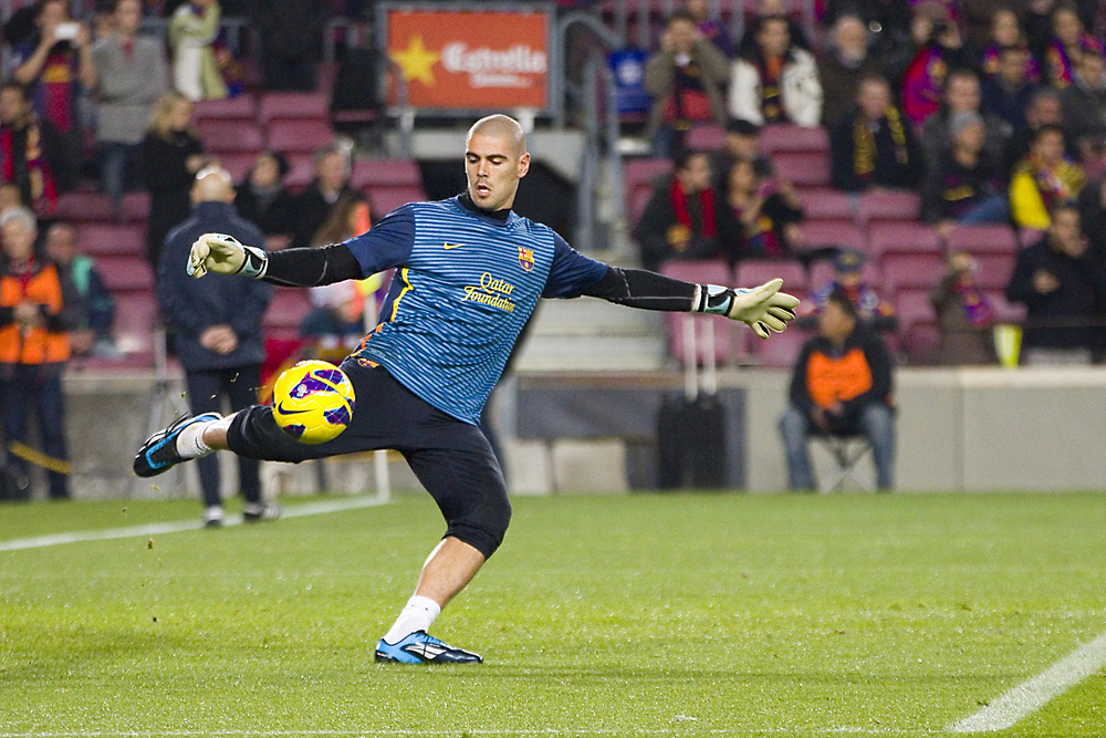 Barcelona,-,January,4:,Victor,Valdes,Of,Fcb,In,Action