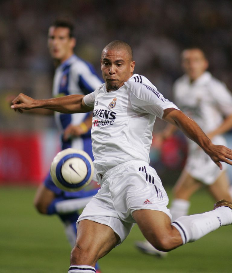 R9