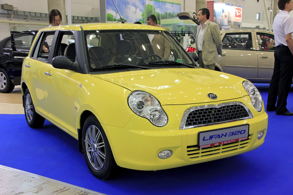 Chinese Lifan320, Mini Cooper copy