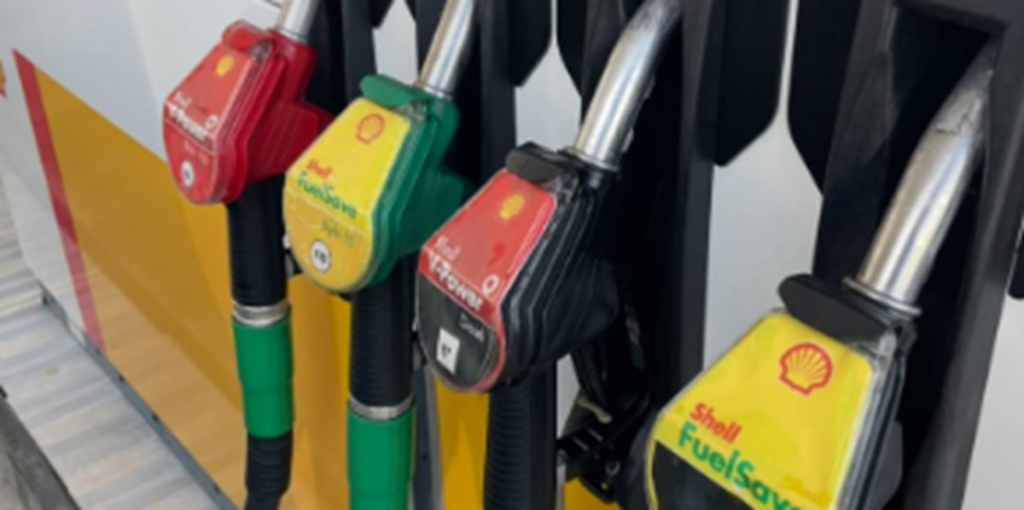 Shell med vildt tilbud: Bilister kan fylde tanken til 9,99 kroner pr. liter